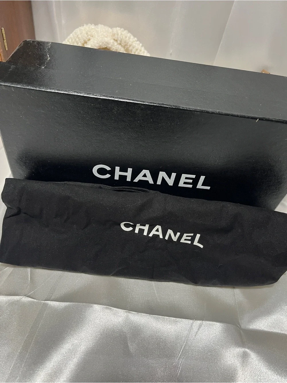 CHANEL Black Quilted Ballet Flats with CC Logo